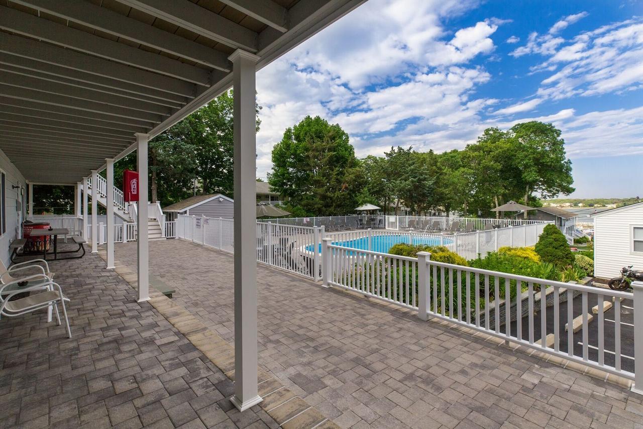 Colonial Shores Resort Hampton Bays Buitenkant foto